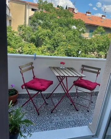 Maya Apartment Split